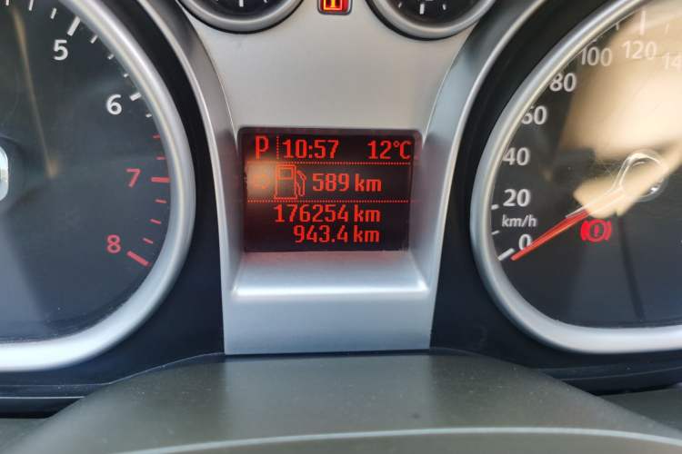 Used Ford Focus 2012 Hatchback Classic 1.8L Automatic Fashion Edition
