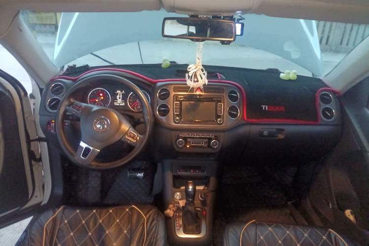 Used Volkswagen Tiguan 2012 2.0 TSI Automatic All-Wheel Drive Flagship Edition