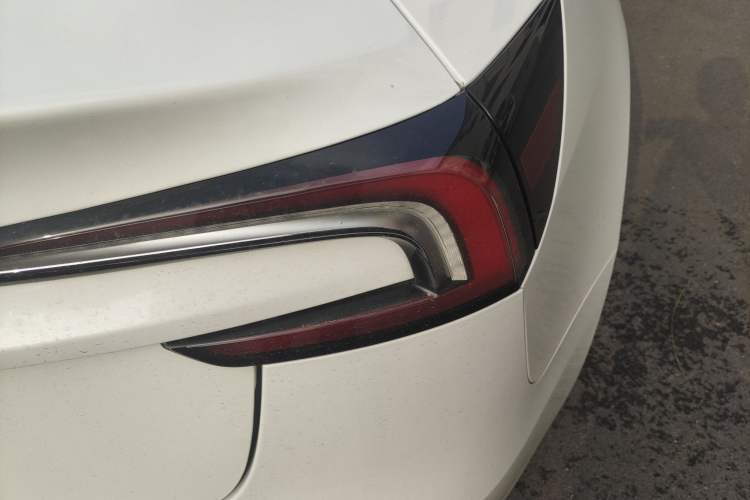 Used Tesla Model 3 2023 Rear-Wheel-Drive Version
