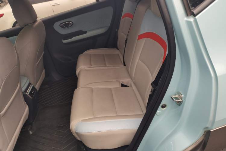 Used AION Y 2021 70 Enjoyment Tech Edition
