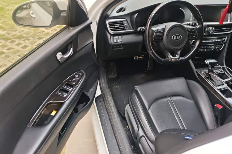 Used Kia K5 2016 1.6T Automatic LUX Driver Seat