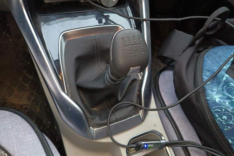 Used SAIC MAXUS G50 2022 1.5T Manual Touring A
