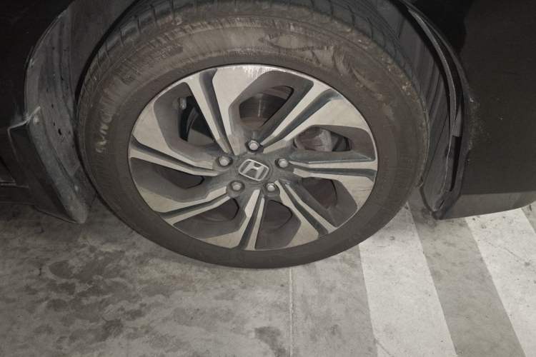 Used Honda Crider 2016 1.8L CVT Luxury Edition
