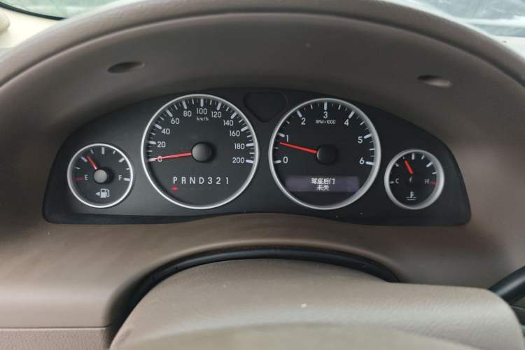 Used Buick GL8 2006 Lu Zun 3.0L LT Luxury Edition
