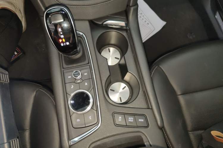 Used Cadillac XT5 2020 28T Luxury Version
