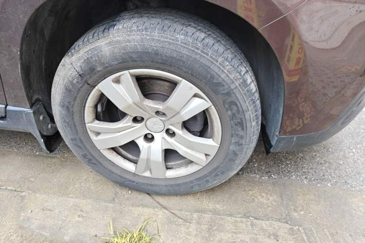 Used Peugeot 2008 2014 1.6L Manual Trend Edition Right Front Wheel Hub