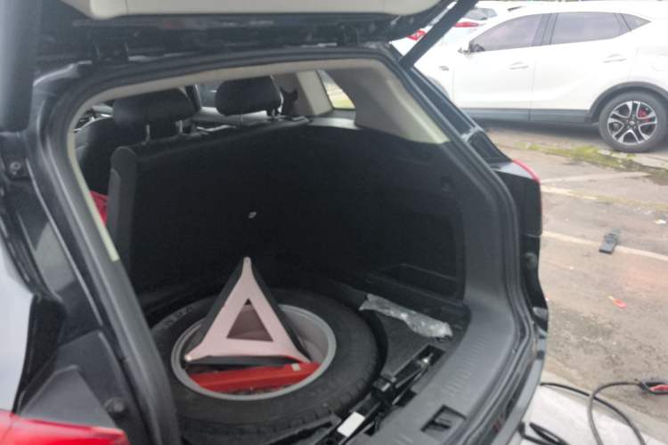 Used Hanteng X7 2016 1.5T Manual Luxury Edition