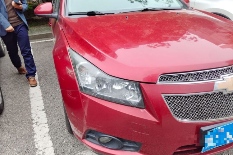 Used Chevrolet Cruze 2013 1.6L SE AT Right Front Headlight