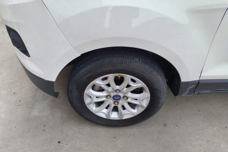 Used Ford EcoSport 2017 1.5L Manual Comfort Model Left Front Wheel Hub