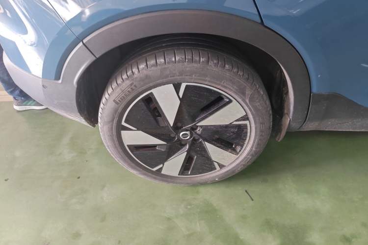 Used Volvo C40 2024 Long-Range PRO Version
