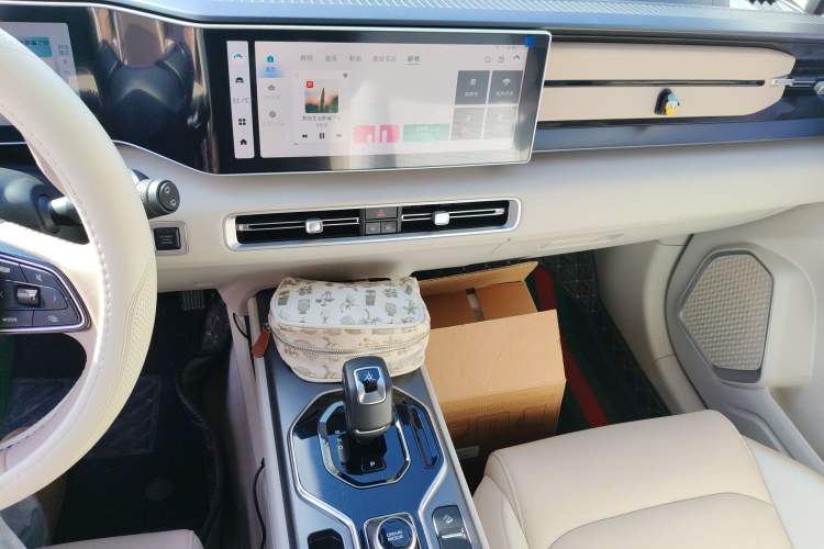 Used Geely Auto icon 2023 1.5TD Chocolate Smoothie Edition