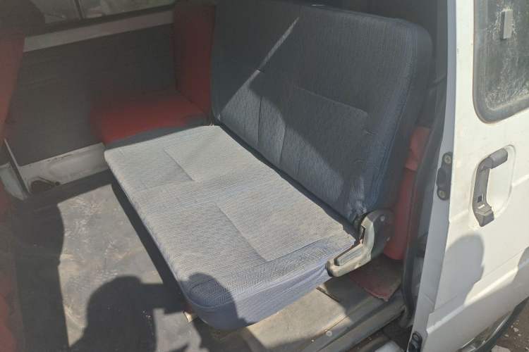 Used Wuling Zhiguang 2010 1.0L Liye Edition
