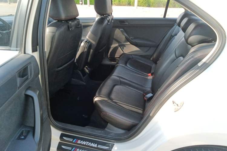 Used Volkswagen Santana 2016 1.6L Manual Fashion Edition Left Rear Seat