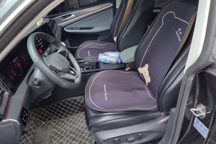 Used Volkswagen Lamando 2022 Lingdu L 280TSI DSG Spicy Edition Left Front Seat