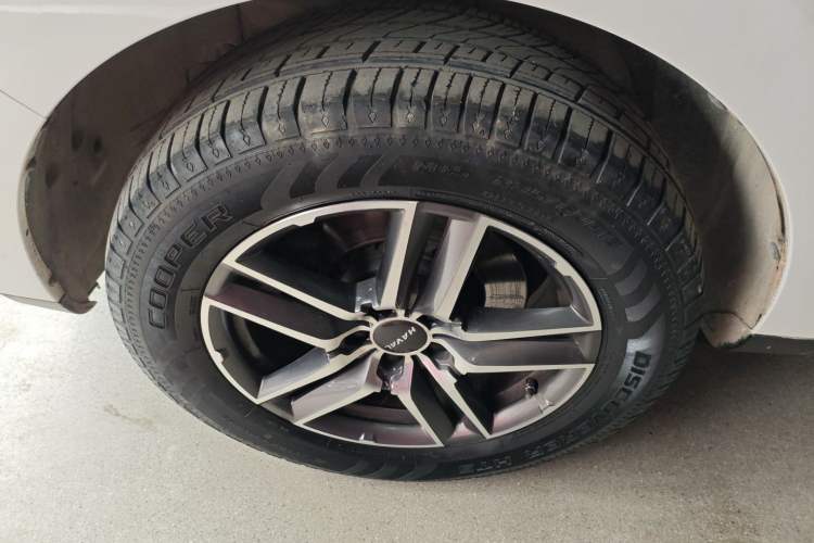 Used Haval F5 2020 1.5T DCT iXuan Left Front Wheel Hub