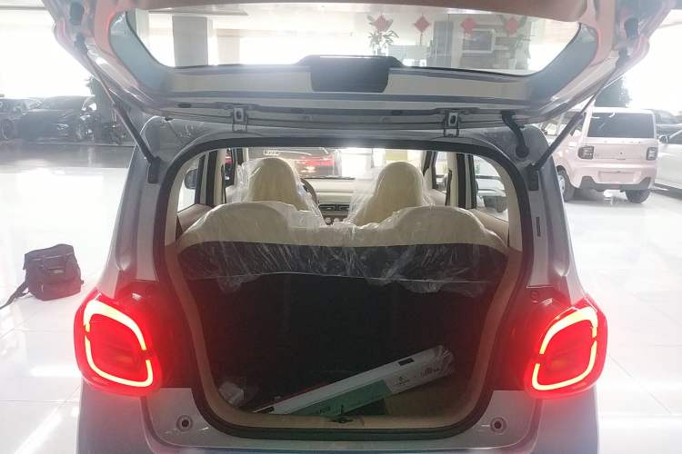 Used Wuling Hongguang MINIEV 2025 Four-Door Version Advanced Edition
