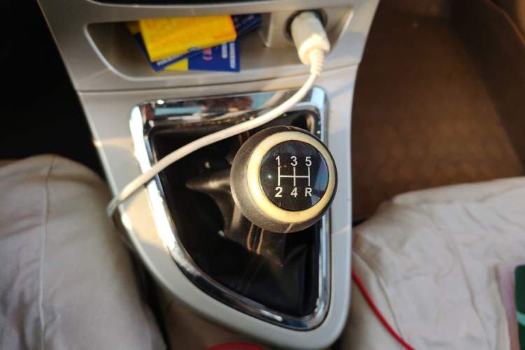 Used Brilliance H330 2013 1.5L Manual Luxury Model
