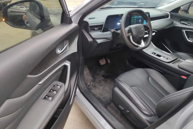 Used Venucia V DD-i 2023 110 km iE Version