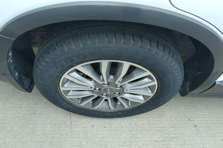 Used Haval H6 2015 Sport Edition 1.5T Automatic Two-Wheel Drive Luxury Model