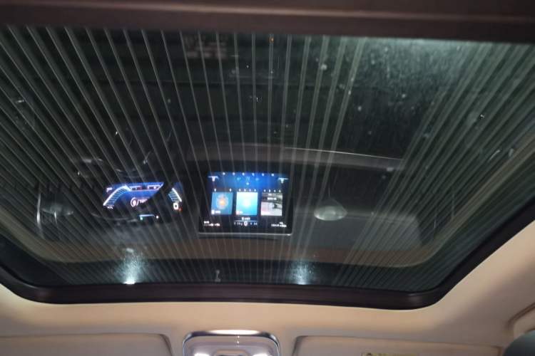 Used BYD Tang 2018 2.0T Automatic SmartConnect Prestige 7-Seater China V Standard Headliner