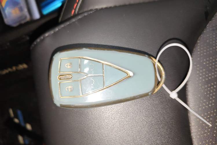 Used Oshan Z6 2022 Blue Whale 1.5T DCT Smart Edition