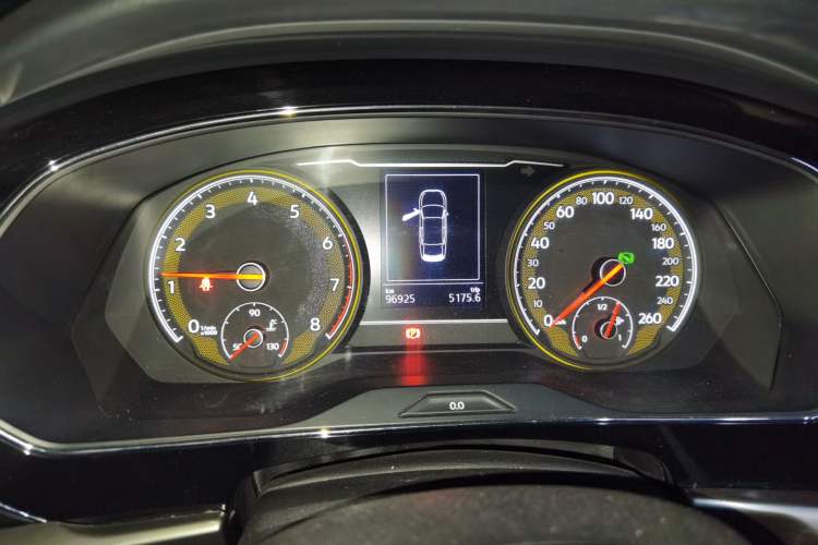 Used Volkswagen Passat 2019 330TSI Elite Edition China V Standard Instrument Cluster