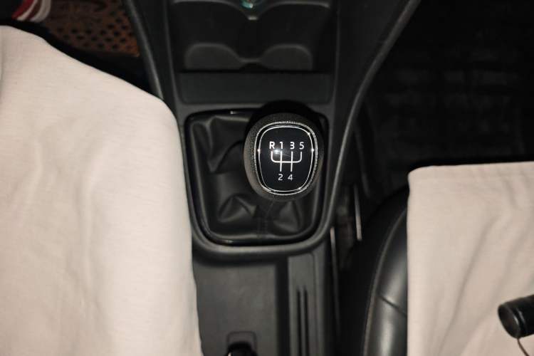 Used Skoda Rapid Spaceback 2014 1.6L Manual Enjoyment Edition