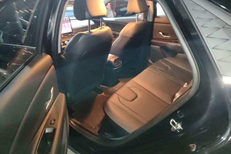 Used Hyundai Elantra 2023 1.5L CVT GLX Elite Edition