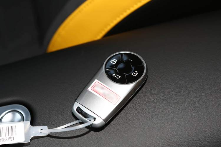 Used ORA Good Cat 2023 401 km Standard Range Prestige Version Lithium Iron Phosphate