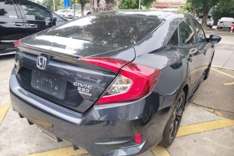 Used Honda Civic 2019 220TURBO CVT Dynamic Edition China VI Emission Standard

