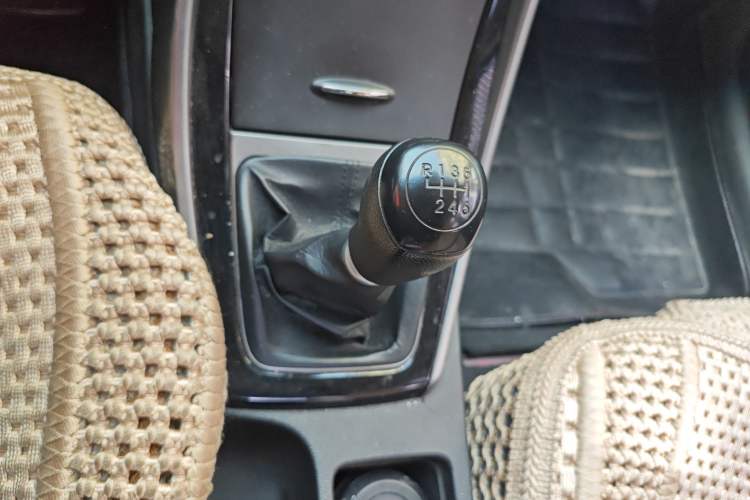 Used Hyundai Elantra (5th Generation / Langdong) 2012 1.6L Manual Leading Model