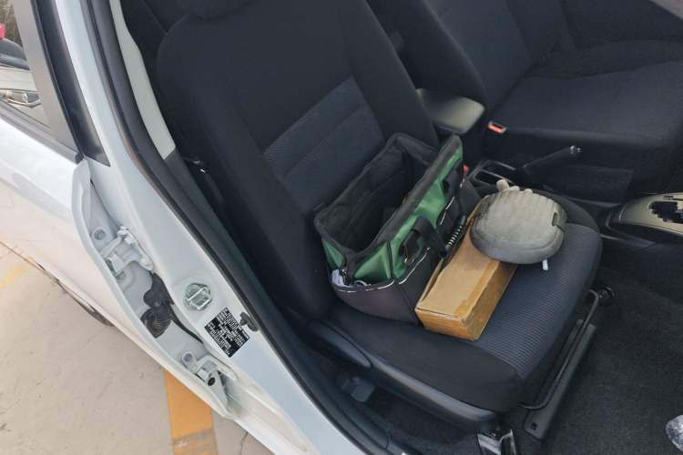 Used Toyota YARiS L Zhi Xuan 2016 Revised 1.5E CVT Charming Edition