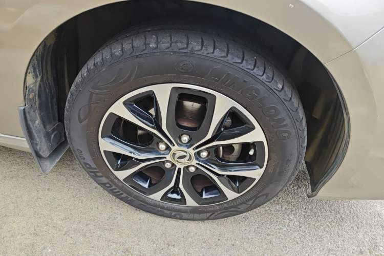 Used FORTHING Joyear S50 2017 1.6L CVT Luxury Model