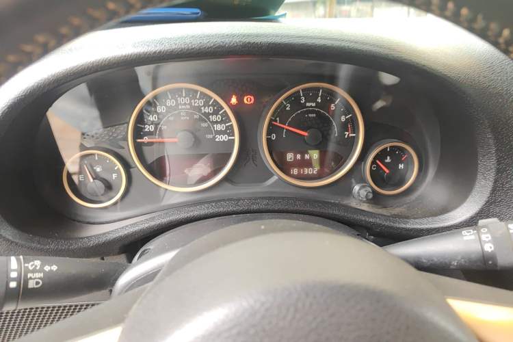 Used Jeep Wrangler 2013 3.6L Sahara Four-Door Edition Instrument Cluster