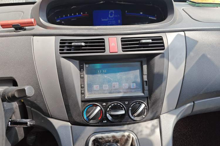 Used FORTHING Joyear 2012 LV 1.5L Manual Luxury Edition
