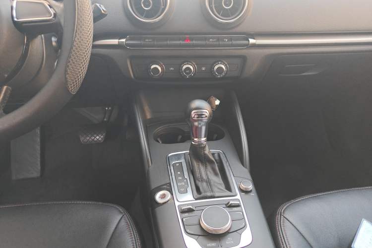 Used Audi A3 2016 Sportback 35 TFSI Ambition Edition
