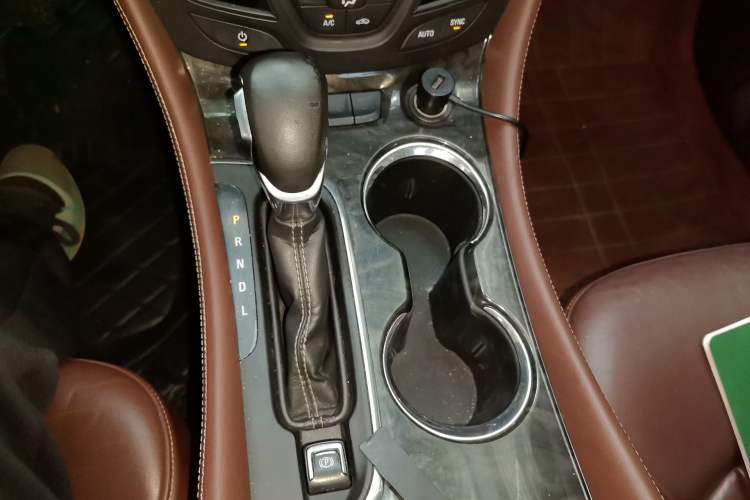 Used Buick Envision 2014 28T Four-Wheel Drive Elite Model