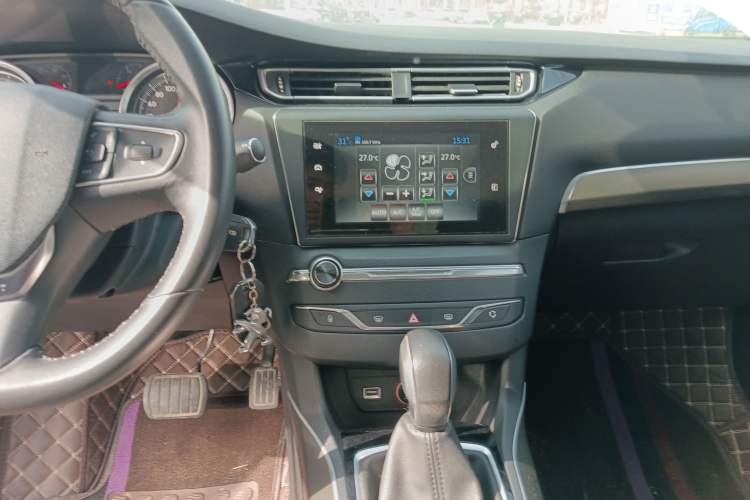 Used Peugeot 408 2016 1.6T Automatic Luxury Edition Audio And AC Panel