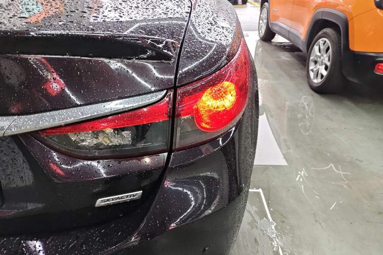 Used Mazda Atenza 2014 2.5L Sky Blue Supreme Edition Right Rear Taillight