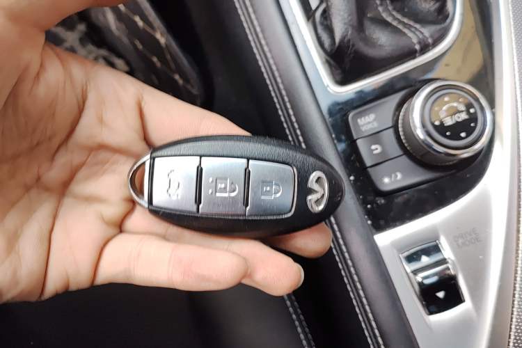 Used Infiniti Q50L 2015 2.0T Enjoyment Edition