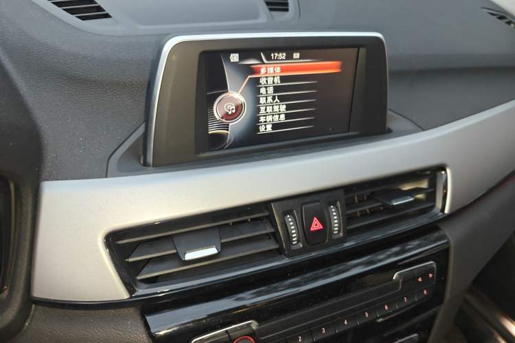 Used BMW X1 2016 sDrive18Li Premium Edition
