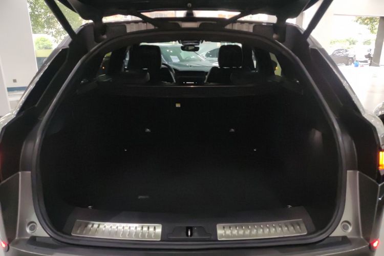 Used Land Rover Range Rover Velar 2018 P380 R-DYNAMIC SE
