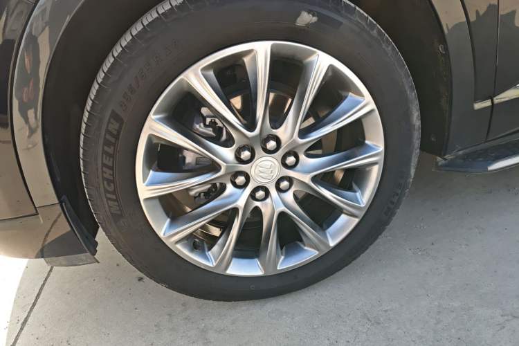 Used Buick Enclave 2022 652T Two-Wheel-Drive Prestige 7-Seater Exterior 4