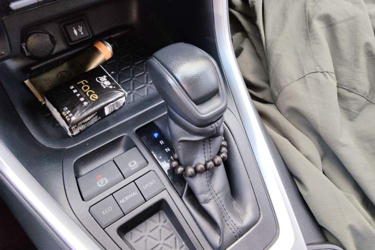 Used Toyota RAV4 2020 2.0L CVT Two-Wheel Drive Urban Edition