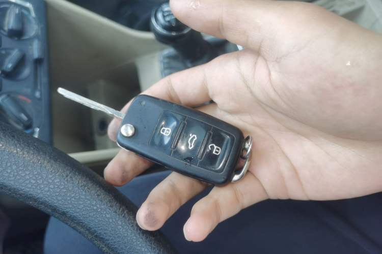 Used Volkswagen Jetta 2013 1.6L Manual Comfort Model Vehicle Key