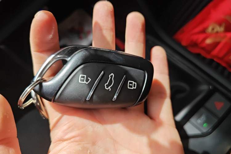 Used Roewe i5 2023 1.5L Manual Comfort Edition
