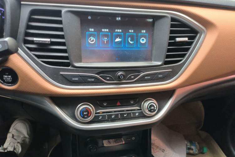 Used Land X2 2017 1.6L Automatic Platinum Edition