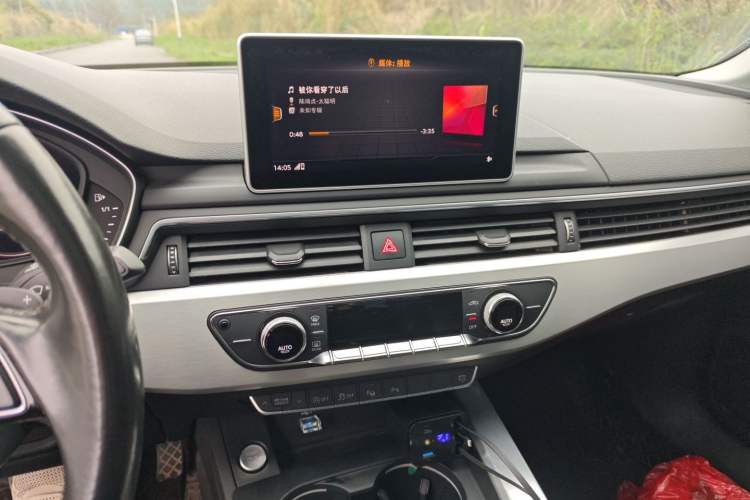 Used Audi A4L 2019 40 TFSI Fashion Edition China VI Emission Standard
