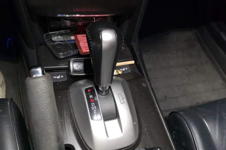 Used Honda Crosstour 2014 2.4L Luxury Edition Gear Lever