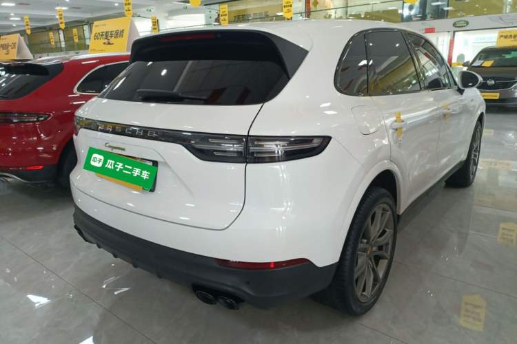 Used Porsche Cayenne E-Hybrid 2021 Cayenne E-Hybrid 2.0T Rear Right 45 Deg